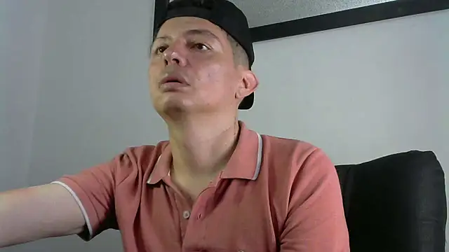 Thommas8a online show from March 2, 2026, 4:35 am