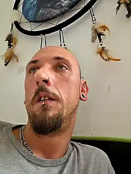 Snapshot of Ninfo920817 chatting on February 25, 2026, 10:04 am Ninfo920817 online show from February 25, 2026, 10:04 am