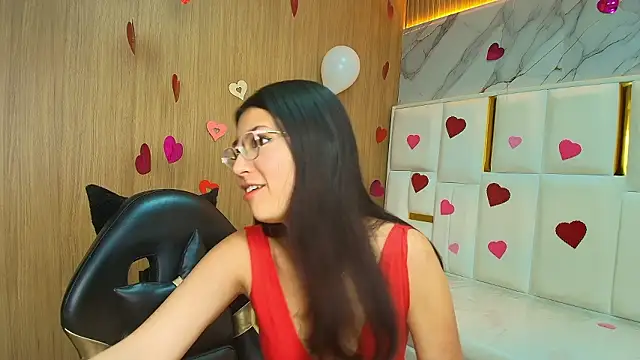 dani tf online show from February 15, 2026, 1:21 pm