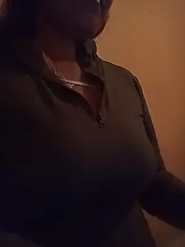 Lindagirlcum online show from February 17, 2026, 1:19 pm