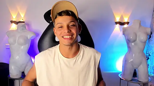 Gael zambrano online show from February 24, 2026, 11:49 pm