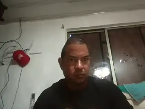 Quillero18 online show from February 11, 2026, 3:01 pm