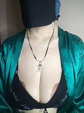Snapshot of Nada_Oh chatting on June 16, 2026, 4:34 am Nada Oh online show from June 16, 2026, 4:34 am