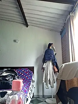 Zafira glow online show from February 12, 2026, 8:19 pm