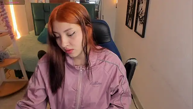 Snapshot of bloom_winxx chatting on February 24, 2026, 3:07 am bloom winxx online show from February 24, 2026, 3:07 am