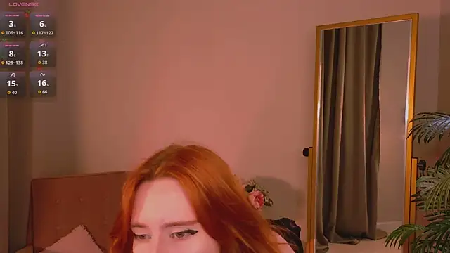 Asuka miu online show from April 16, 2026, 9:39 pm