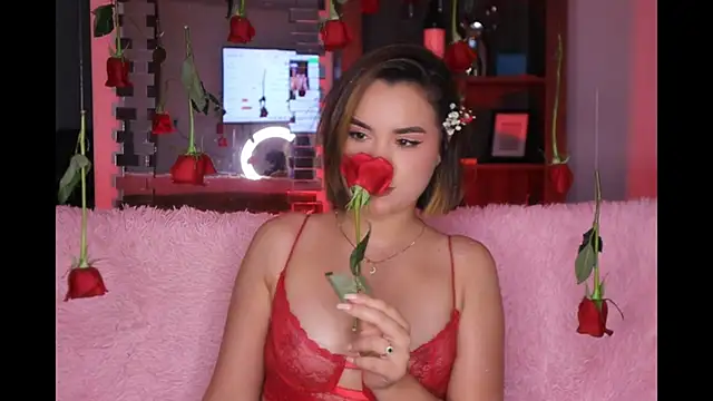 Snapshot of sol-beautty chatting on February 15, 2026, 2:45 am sol-beautty online show from February 15, 2026, 2:45 am