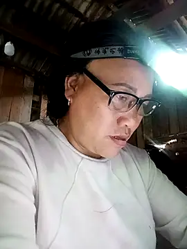 Snapshot of Lucky_baby7 chatting on May 12, 2026, 6:54 am Lucky baby7 online show from May 12, 2026, 6:54 am