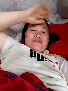 Snapshot of Lucky_baby7 chatting on February 21, 2026, 1:29 am Lucky baby7 online show from February 21, 2026, 1:29 am