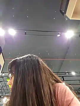 VelvetSolez online show from April 9, 2026, 11:55 pm