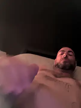 Erchipi online show from April 18, 2026, 4:15 am