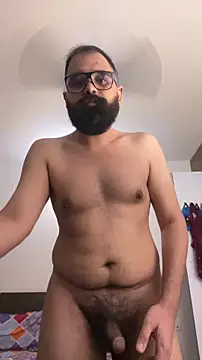 beerboy2222 online show from May 26, 2026, 6:50 pm