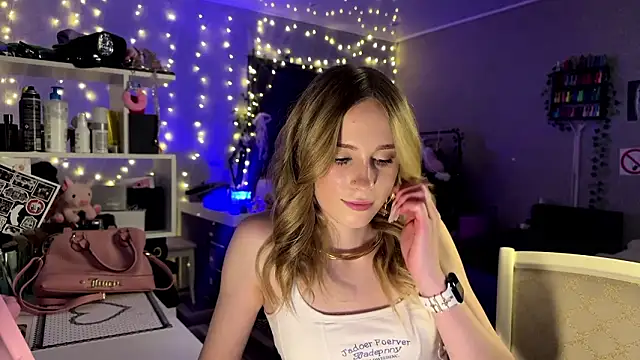 amily sunray online show from March 12, 2026, 2:54 pm