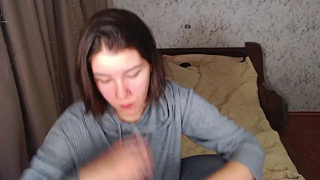 AdelMauds online show from February 17, 2026, 6:16 pm