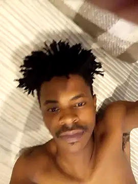 Snapshot of ZEEGOON chatting on February 19, 2026, 4:26 pm ZEEGOON online show from February 19, 2026, 4:26 pm