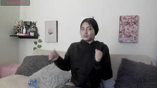 Snapshot of Alexaalove_1 chatting on February 21, 2026, 1:02 pm Alexaalove 1 online show from February 21, 2026, 1:02 pm