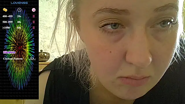 Snapshot of CurvyWild_Lady30 chatting on July 7, 2026, 10:52 am CurvyWild Lady30 online show from July 7, 2026, 10:52 am