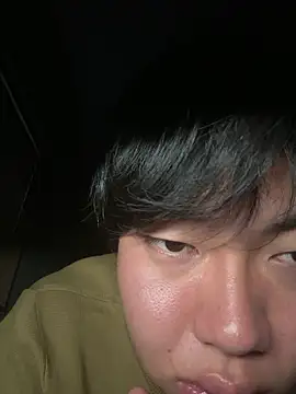 hibi0875 online show from May 14, 2026, 7:33 pm
