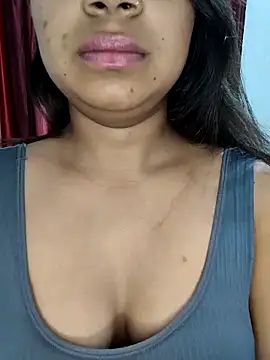 Snapshot of LIZANI_0 chatting on March 1, 2026, 2:39 pm LIZANI 0 online show from March 1, 2026, 2:39 pm