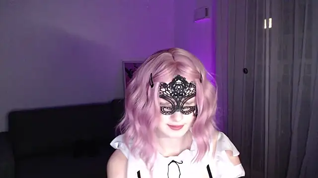 LunaXcherry online show from February 25, 2026, 5:24 pm