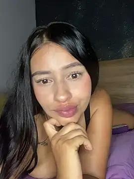 Snapshot of MANOLOT04 chatting on February 18, 2026, 11:34 pm MANOLOT04 online show from February 18, 2026, 11:34 pm