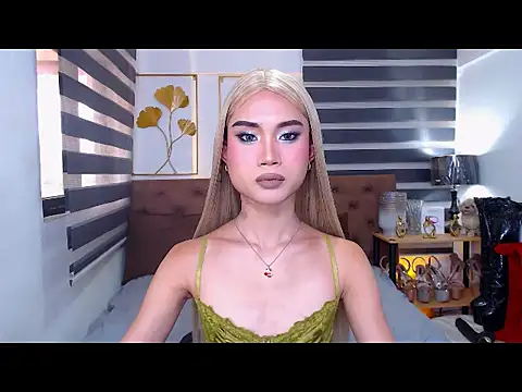 Snapshot of JuicyCockThea chatting on June 2, 2026, 2:55 am JuicyCockThea online show from June 2, 2026, 2:55 am
