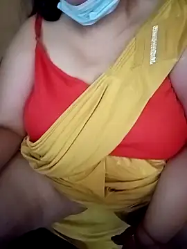 Snapshot of Simran_008 chatting on April 20, 2026, 10:51 am Simran 008 online show from April 20, 2026, 10:51 am