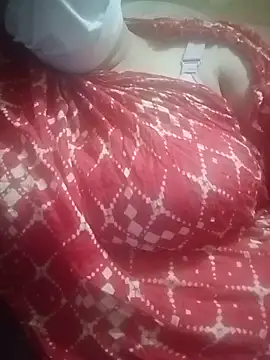 Snapshot of Simran_008 chatting on May 15, 2026, 9:02 pm Simran 008 online show from May 15, 2026, 9:02 pm