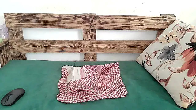 elfaty online show from April 8, 2026, 9:22 am