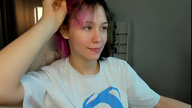Snapshot of EmilyTrase chatting on July 18, 2026, 1:14 am EmilyTrase online show from July 18, 2026, 1:14 am