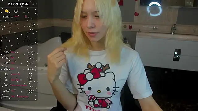 EmilyTrase online show from March 5, 2026, 1:13 am