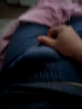 Snapshot of andrepix995 chatting on March 1, 2026, 7:52 am andrepix995 online show from March 1, 2026, 7:52 am