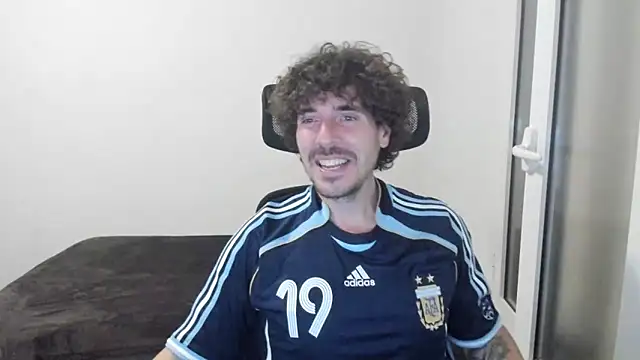 Snapshot of joaquin420_hot chatting on February 20, 2026, 10:01 pm joaquin420 hot online show from February 20, 2026, 10:01 pm