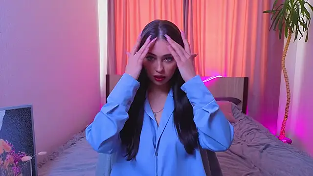 Snapshot of Sofia_Plump chatting on February 22, 2026, 9:11 am Sofia Plump online show from February 22, 2026, 9:11 am