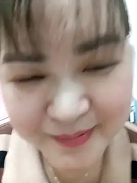 Snapshot of Kee-kimlee chatting on February 17, 2026, 2:47 pm Kee-kimlee online show from February 17, 2026, 2:47 pm