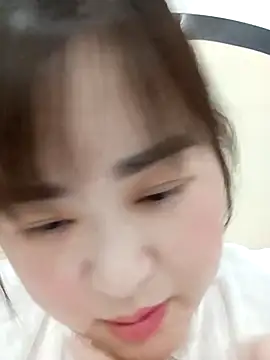 Snapshot of Kee-kimlee chatting on February 20, 2026, 12:51 pm Kee-kimlee online show from February 20, 2026, 12:51 pm