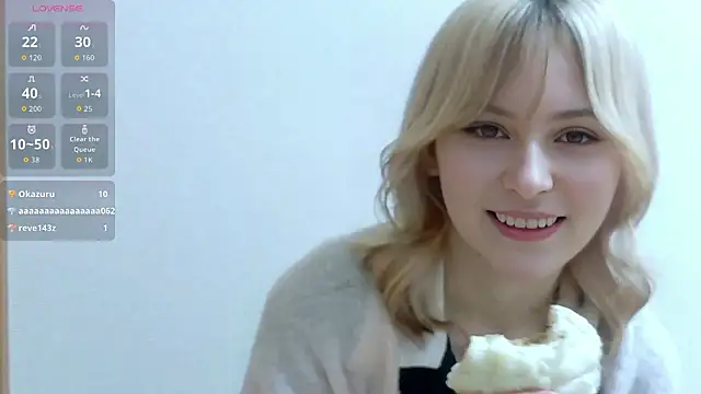 Snapshot of e_ri_ka93 chatting on June 19, 2026, 1:17 pm e ri ka93 online show from June 19, 2026, 1:17 pm