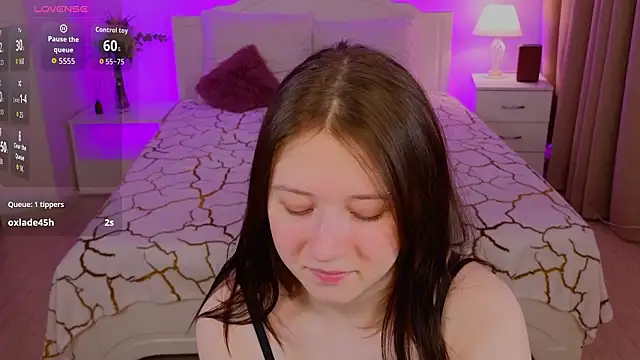 MmollyMay online show from March 7, 2026, 10:43 am