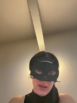 Snapshot of Mis-Elisa96 chatting on March 2, 2026, 5:20 pm Mis-Elisa96 online show from March 2, 2026, 5:20 pm