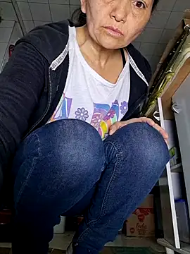 Snapshot of Alexamontiel_ chatting on February 26, 2026, 1:55 pm Alexamontiel online show from February 26, 2026, 1:55 pm