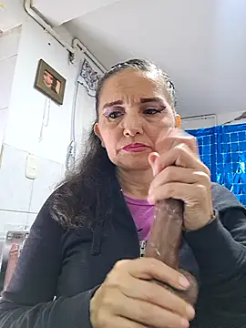 Snapshot of Alexamontiel_ chatting on February 24, 2026, 6:53 pm Alexamontiel online show from February 24, 2026, 6:53 pm