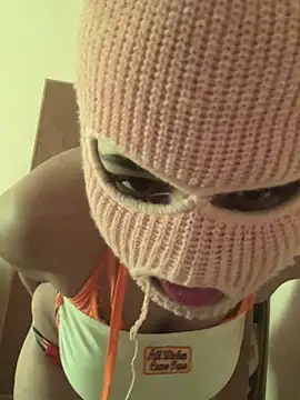 Snapshot of faettaa chatting on February 16, 2026, 10:25 am faettaa online show from February 16, 2026, 10:25 am