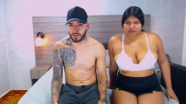 Paulina And Tayron online show from February 10, 2026, 7:35 pm