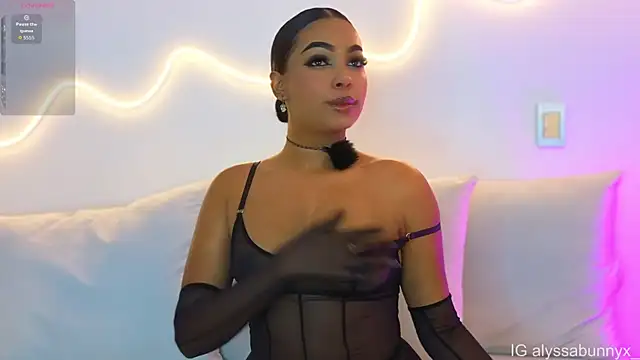 Snapshot of Alyssa_bunnyx chatting on April 26, 2026, 3:59 am Alyssa bunnyx online show from April 26, 2026, 3:59 am