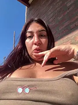 Micaela777 online show from May 15, 2026, 4:27 pm