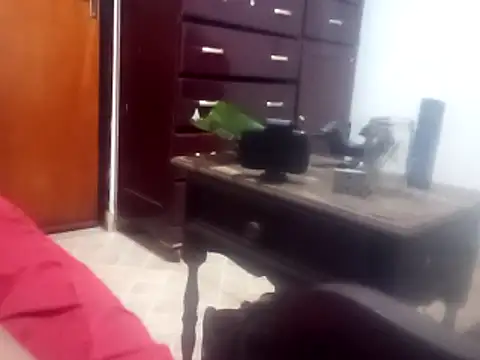 saraborges online show from May 10, 2026, 4:27 am