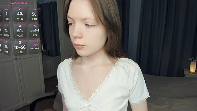 LavenderMitten online show from April 11, 2026, 5:59 am