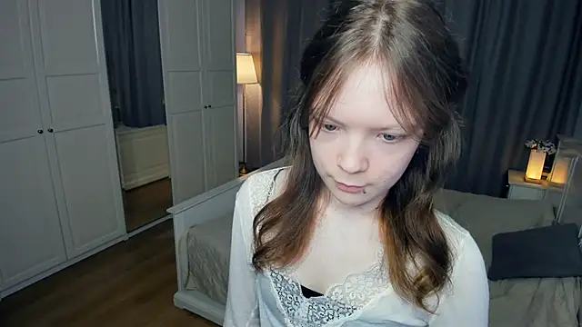 Snapshot of LavenderMitten chatting on March 2, 2026, 7:15 am LavenderMitten online show from March 2, 2026, 7:15 am