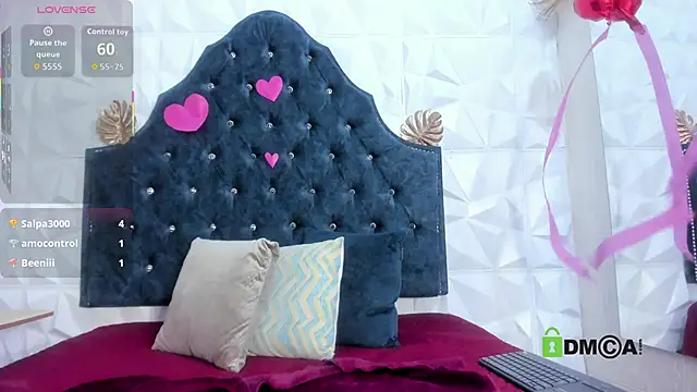  Victoria milf  online show from February 14, 2026, 7:47 pm