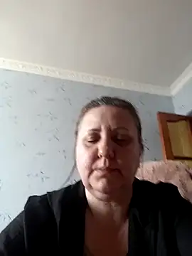 Snapshot of LockyCharm111 chatting on February 14, 2026, 2:06 pm LockyCharm111 online show from February 14, 2026, 2:06 pm